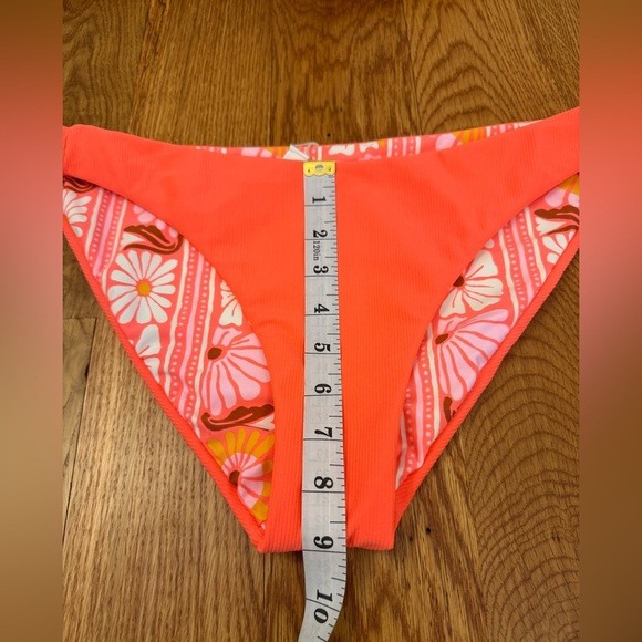 Maaji Reversible Retro Flowers Bikini Bottoms Size Large - Picture 10 of 12